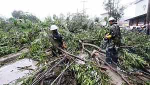 Goni Tayfunu, Filipinler’i vurdu: 10 ölü
