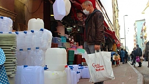 48 saatlik su kesintisinin yaşanacağı Kocaeli’de bidon satışları patladı