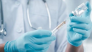 Almanya’da ilk corona virüsü aşısı 101 yaşındaki kadına yapıldı