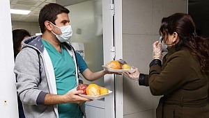 Bursa Büyükşehir Belediye Başkanı AKTAŞ; Sağlıkçılara vitamin takviyesi