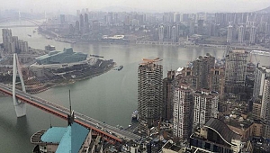 Çin'de polisin bir zanlıyı yakalamasına yardım eden Türk askeri yetkili takdir topladı