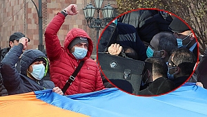 Ermenistan'da muhalefet, Başbakan Paşinyan'ın istifası için süresiz protestoya başladı