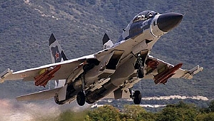 Rus savaş uçağı, ABD ve Fransız casus uçaklarını Karadeniz’de engelledi