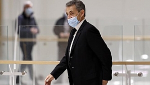 Sarkozy yolsuzluk suçlamalarıyla hakim karşısına çıktı