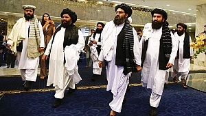 Taliban heyeti barış görüşmelerini ele almak için Pakistan’da