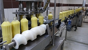 1950'de Bulgaristan'dan göç etti... Seyyar satıcılıkla başladı, şimdi dünyaya satıyor