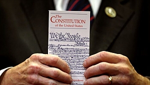 ABD Anayasası'na Göre Başkanlar Görevlerinden Nasıl Alınıyor?