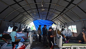 Endonezya'da sel ve heyelan can aldı: 5 ölü