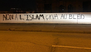 Fransa'da yapımı devam eden camiye ırkçı saldırı yapıldı!