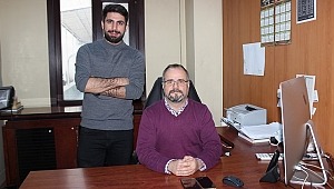 Hakan Berktaş  Reklama ihtiyaç duyuyorsanız,  E5 yanınızda… 