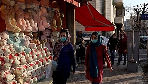 İran'da ekonomik gidişattan şikayetçi halk Biden'ın yaptırımları kaldırmasını bekliyor