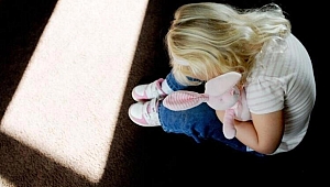 İngiltere'deki okullarda taciz skandalı patladı