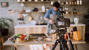 İtalyan kaçak mafya üyesini yemek videoları ele verdi