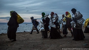 Yunanistan'dan Türkiye'ye 1500 göçmeni geri alma çağrısı