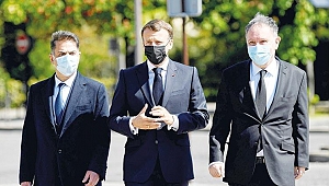 Macron’dan çifte anma