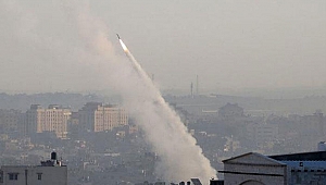 Hamas Gazze Şeridi'nden Batı Kudüs ve Beyt Şems kentine 6 roket atıldığı bildirildi.