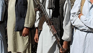 Afganistan'da son 24 saatte 3 ilçe Taliban kontrolüne geçti