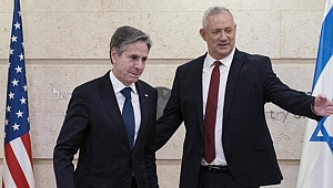 İsrail Savunma Bakanı Gantz Washington'da ABD Dışişleri Bakanı Blinken ile görüştü
