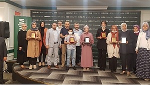 KİGEDER ;''Geleceğin Önderlerinden İz Bırakan Öncü Şahsiyetlere Mektup'' ödülleri verildi