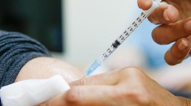 ABD'de okul çalışanlarına aşı zorunluluğu