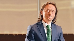 Ajanslar, “karargâhlar”, sosyal medya örgütleri, fondaş gazeteci çeteleri Türkiye ile savaşıyor.