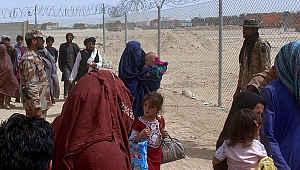 BM'den Afganistan'a komşu ülkelere 'siviller için açık çıkış yolu yok, sınırlarınızı açın' çağrısı