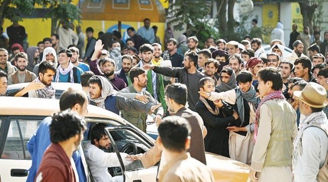 Kabil’de ATM limiti isyan ettirdi