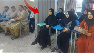 Afganistan'da ilk eğitim günü! Sosyal medya bu kareyi konuşuyor...