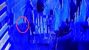Son dakika haberleri... Esenyurt'ta çanta hırsızlığı kamerada