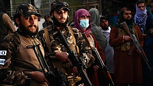 Eski bakan konuştu yer yerinden oynadı! Taliban ülkeyi 'Hayalet askerler' sayesinde ele geçirdi!