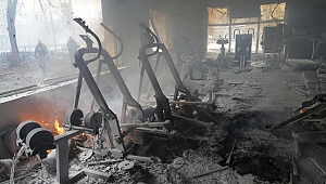 Kiev'de harabeye dönen sivil yapılar görüntülendi