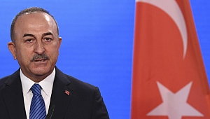 Bakan Çavuşoğlu'ndan Ermenistan açıklaması: Yönetim baskı altında!