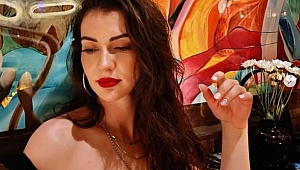 Burcu Özberk kimdir, kaç yaşında, boyu kaç?