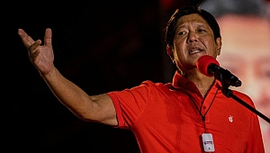 Filipinler'de Marcos ailesi yeniden iktidara geldi