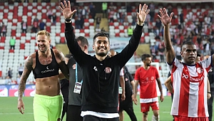 Fraport TAV Antalyaspor'da Nuri Şahin tarihe geçti