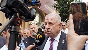 Zafer Partisi Genel Başkanı Prof. Dr. Ümit Özdağ, İstanbul Barosu önünde basın açıklaması yaptı.