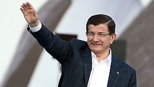 Ahmet Davutoğlu kimdir?