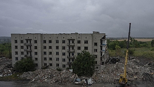 Rusya’nın Donetsk’e düzenlediği saldırıda bilanço ağırlaşıyor: 33 ölü