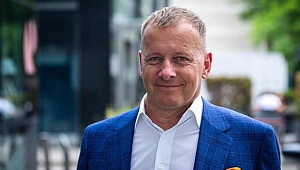 Slovakya Parlamento Başkanı Boris Kollar 12. kez baba oldu