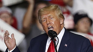 Trump'tan 'Twitter' çıkışı: Artık akıllı ellerde
