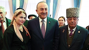 Bakan Çavuşoğlu, Ahıska Türkleri ile bir araya geldi