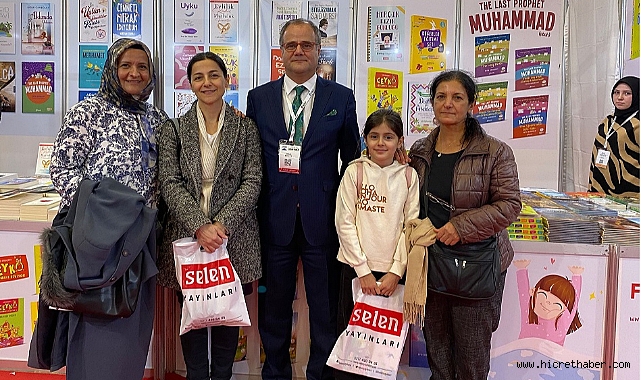 Alzheimer Başucu Kitabı'nın imza gününe büyük ilgi