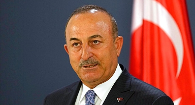 Bakan Çavuşoğlu'ndan net Yunanistan mesajı