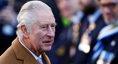 İngiltere Kralı Charles'a ikinci yumurtalı saldırı