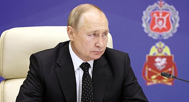 Putin komutanları topladı
