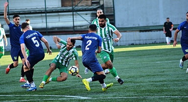 Yeşilova Esnafspor'da üç güzel gol