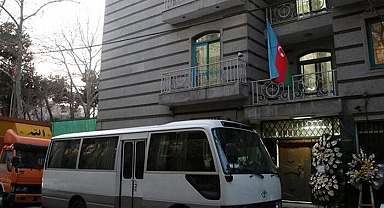 Azerbaycan'ın Tahran Büyükelçiliğinin personeli tahliye edildi