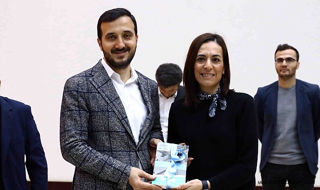 Bağcılar’da öğrenciler her gün yaşı kadar kitap sayfası okuyacak