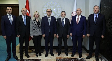 Bakan Nebati’ye ÜHBD’den teşekkür ziyareti