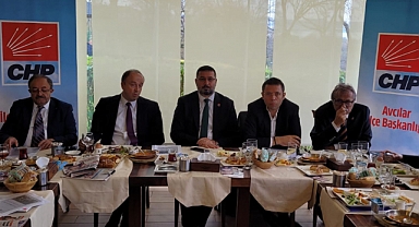 CHP Avcılar İlçe 10 Ocak Çalışan Gazeteciler Günü münasebetiyle Gazetecilerle kahvaltıda buluştu